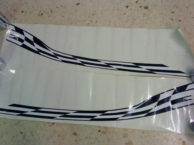 ADHESIVO BANDERAS RACING DR-IZ  120CM